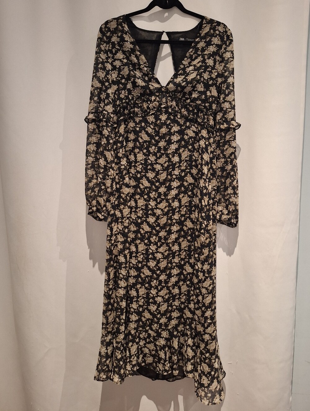 ZARA Black Floral Long-Sleeve Midi Dress with Cream Flowers
